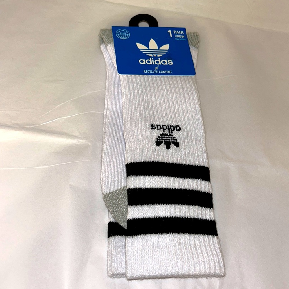 Adidas 1 pair crew men’s shoe size 6-12 white black logo NWT 57%polyester 14%cot